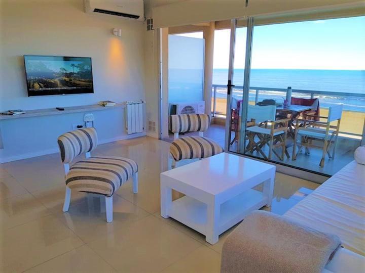 Hotel Tejas Rojas Villa Gesell Exterior foto